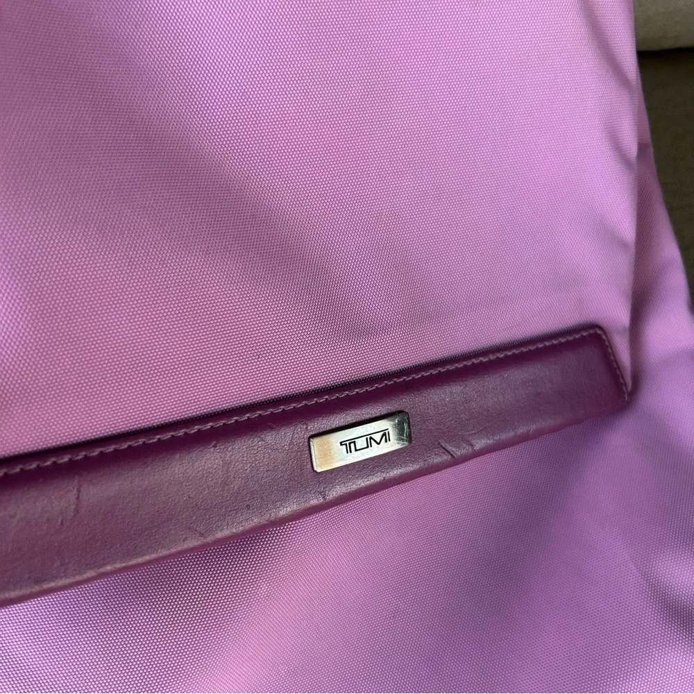 Tumi Nylon Lilac crossbody bag lightweight travel magnetic flap closure preppy